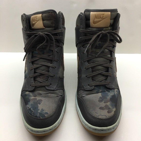 SOLD - Picture 2 of 6